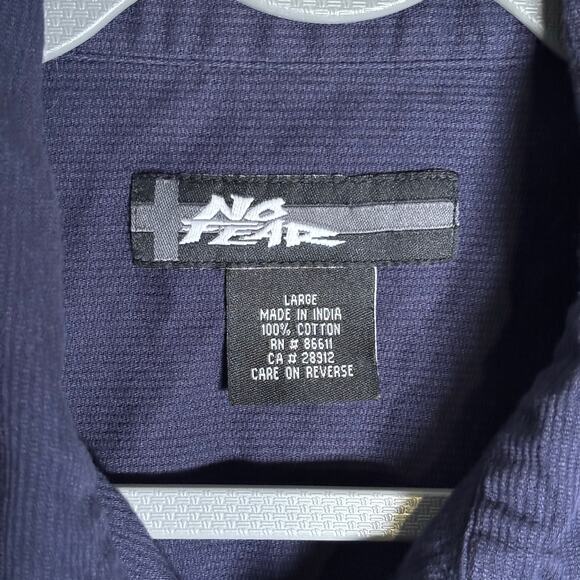 Vintage No Fear Button Down Shirt Navy Blue Tribal Stripe Men’s L - Picture 5 of 5